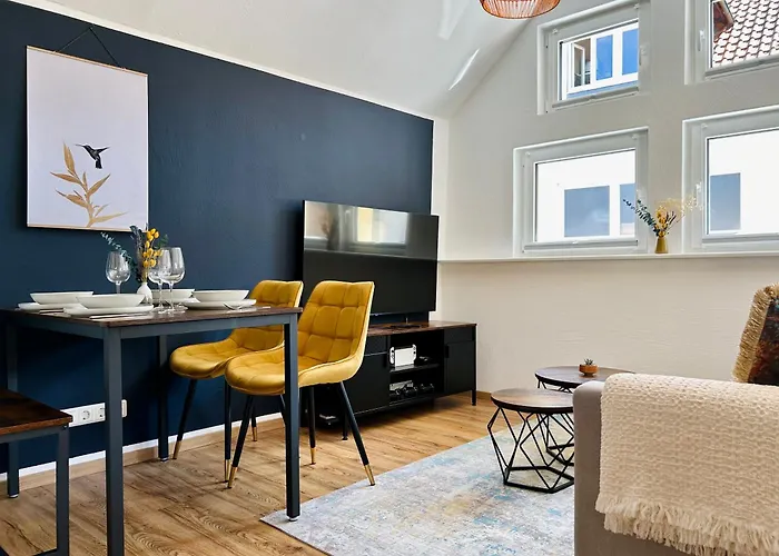 Kolibri - Design Maisonette - Nintendo Switch, Streaming, Bikestore, E-wallbox * Marburg